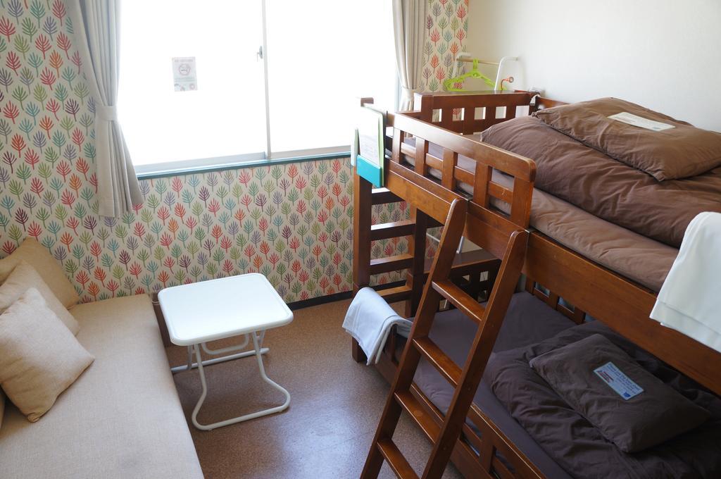 J-Hoppers Osaka Guesthouse Exterior photo