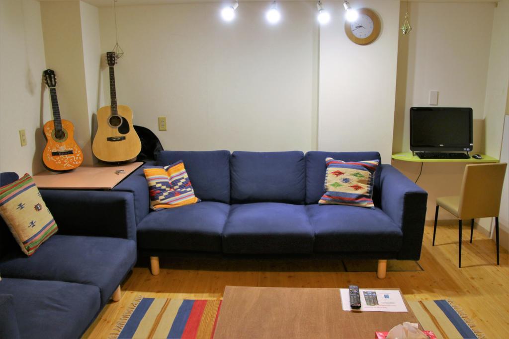 J-Hoppers Osaka Guesthouse Exterior photo